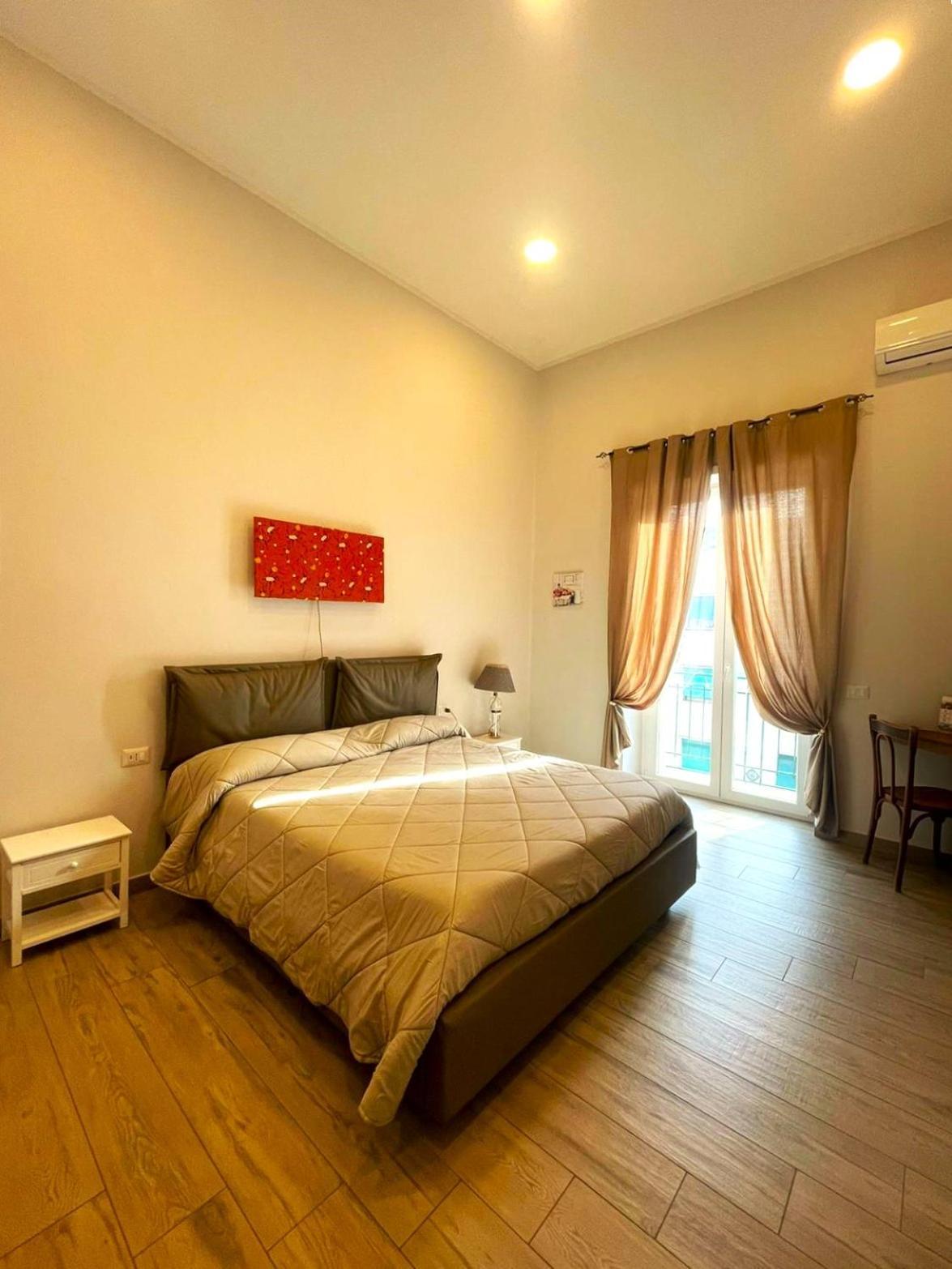 Casa Agnese B&B Naples Luaran gambar