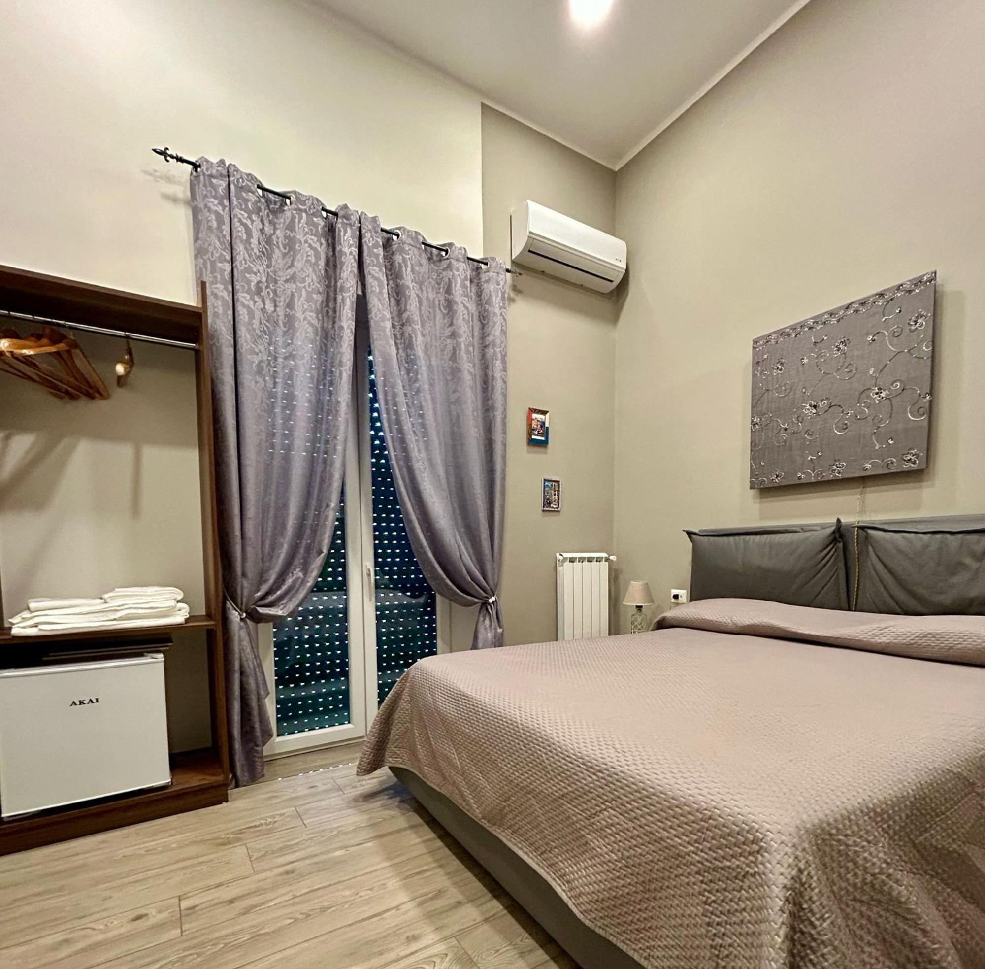 Casa Agnese B&B Naples Luaran gambar